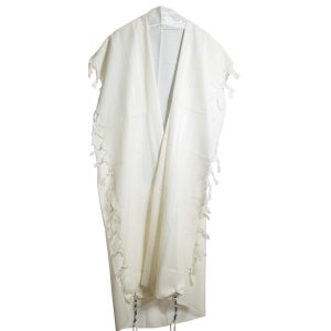 Elegant White Wool Tallit with Blue Thread Tzitzit