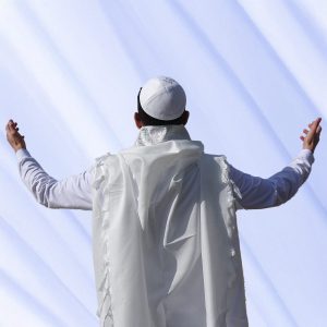 High-Quality White Acrylic Tallit with Atarah in a Luxurious Design
