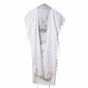 Acrylic Tallit Decorated with Silver Crown Embroidery – 'Royal Crown' Model